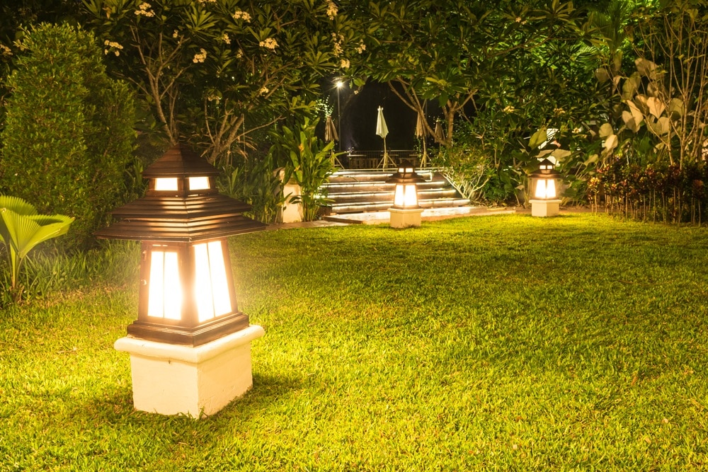 Professional Hot Shot Electric certified experts install landscape lighting – licensed Tulsa electricians add energy-efficient LED path lights for safety & beauty.